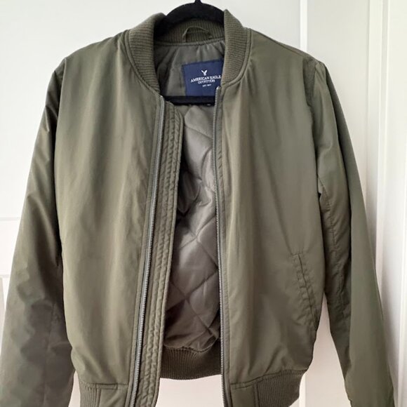 American Eagle Bomber Jacket- Army Green- Size Small - Picture 1 of 10